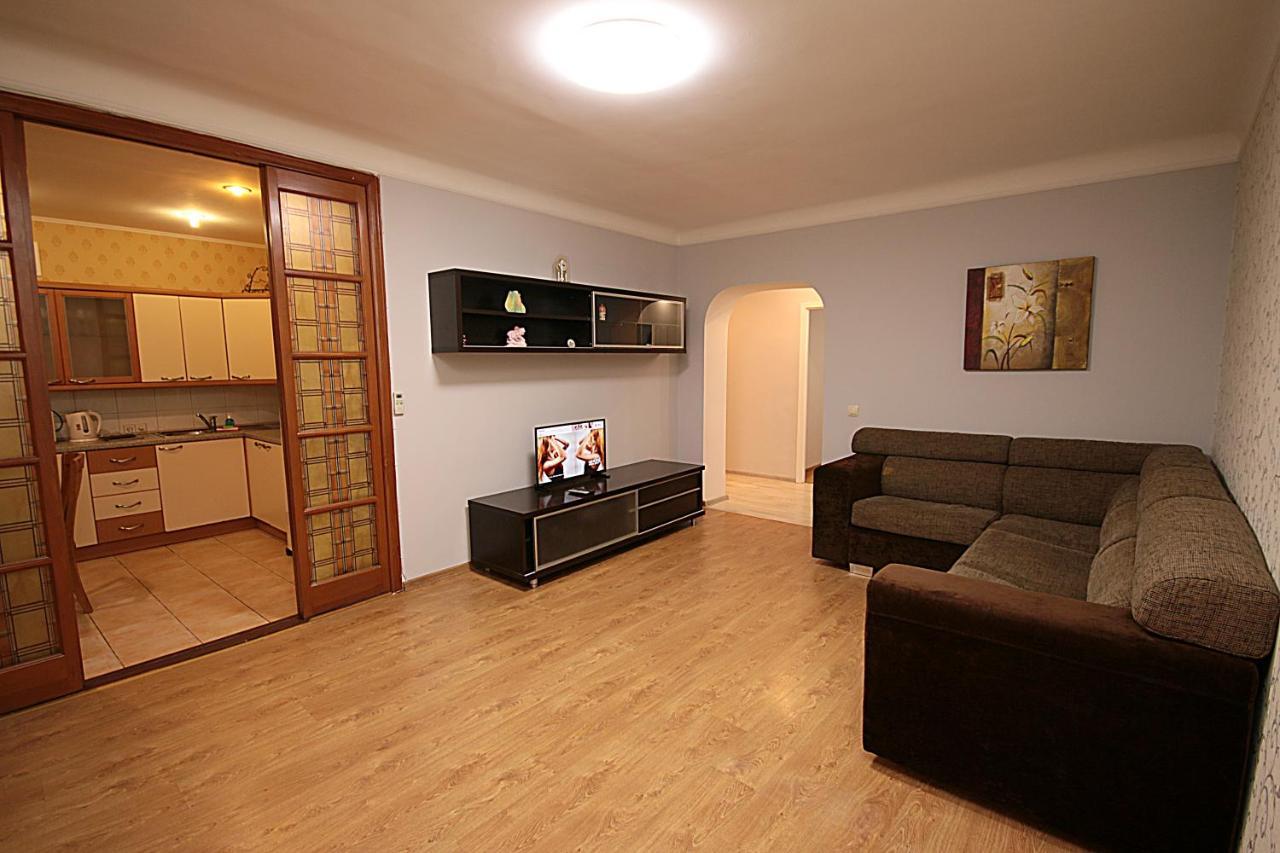 Inn Home Apartments In Kiev Center Exterior foto