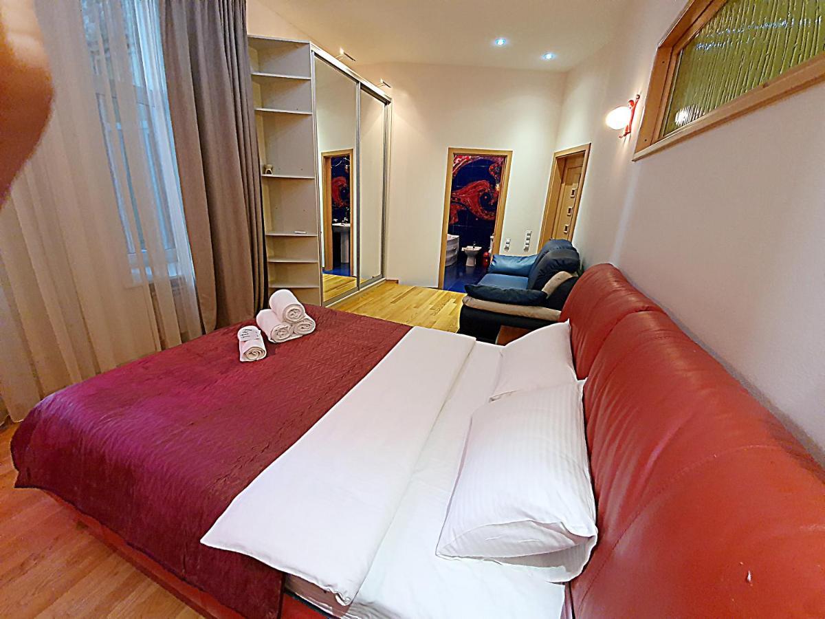 Inn Home Apartments In Kiev Center Exterior foto